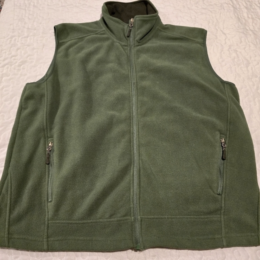 Destination 10000 ft Above Sea Level Men's Full Zip Vest. Size XL Green‎